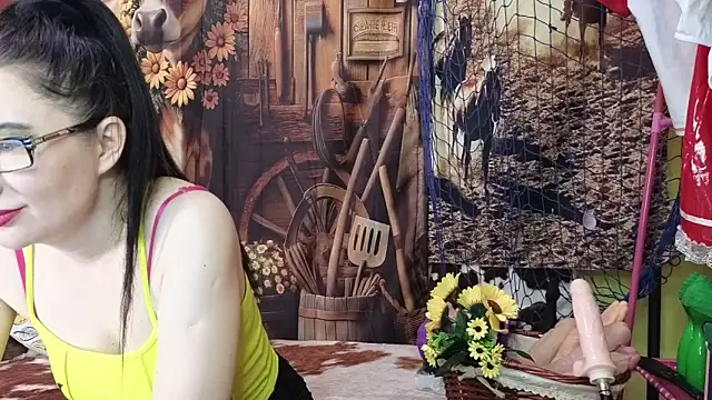 DashaHart online show from December 5, 2024, 4:50 pm