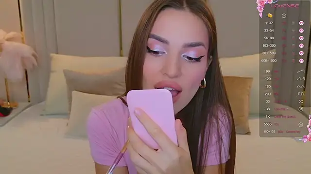 BellaHalles online show from September 16, 2025, 5:41 am