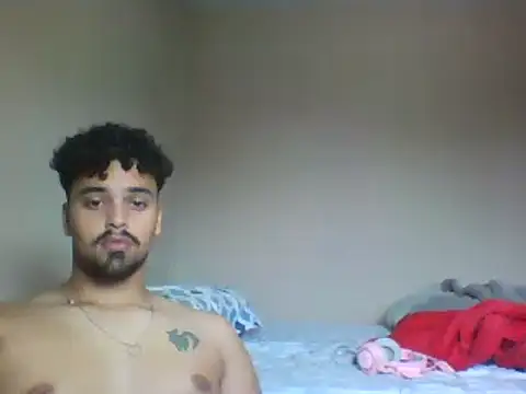 Snapshot of Xcumshot33 chatting on December 5, 2024, 7:44 pm Xcumshot33 online show from December 5, 2024, 7:44 pm