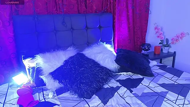 Majuu   online show from October 15, 2025, 11:51 am