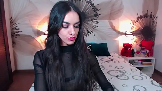 KatherineBisou online show from February 26, 2026, 9:04 pm