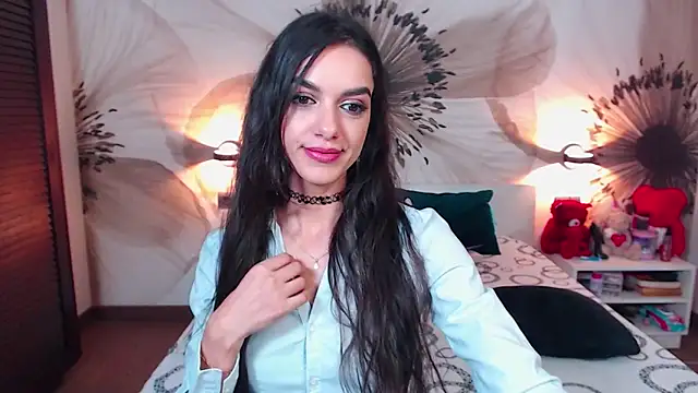 KatherineBisou online show from November 26, 2025, 8:09 pm