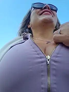 Snapshot of Afroditecash chatting on April 2, 2026, 9:16 am Afroditecash online show from April 2, 2026, 9:16 am