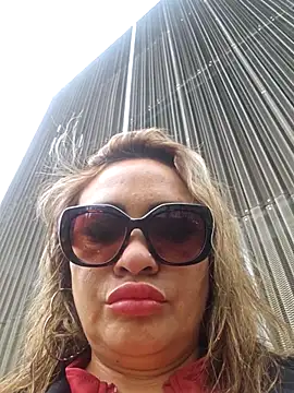 Snapshot of Afroditecash chatting on April 14, 2026, 11:15 am Afroditecash online show from April 14, 2026, 11:15 am