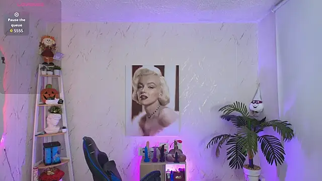 SALOOMEE   online show from April 10, 2026, 11:17 am