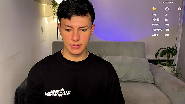 Alexxblue online show from November 16, 2025, 3:44 am