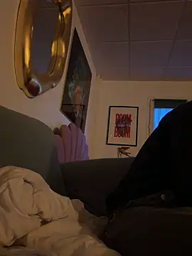 Snapshot of hardmecl chatting on March 8, 2026, 6:11 pm hardmecl online show from March 8, 2026, 6:11 pm