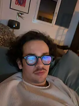 Snapshot of hardmecl chatting on February 27, 2026, 8:52 pm hardmecl online show from February 27, 2026, 8:52 pm