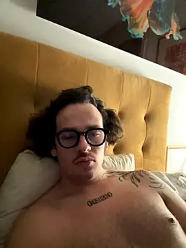 Snapshot of hardmecl chatting on November 17, 2025, 9:30 pm hardmecl online show from November 17, 2025, 9:30 pm