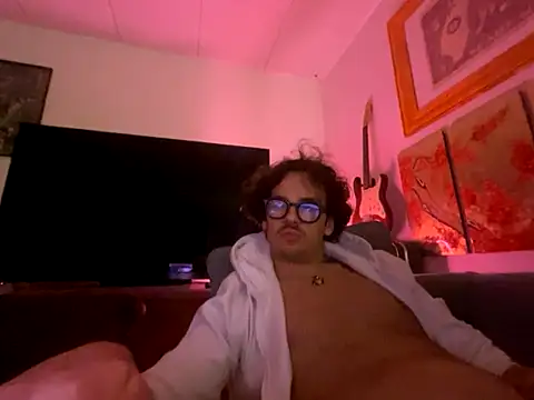 Snapshot of hardmecl chatting on November 5, 2025, 6:33 pm hardmecl online show from November 5, 2025, 6:33 pm