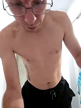 Iliketocooksquirt25 online show from March 11, 2026, 3:22 am