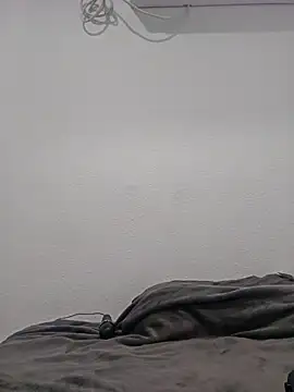 Iliketocooksquirt25 online show from February 4, 2026, 9:54 pm