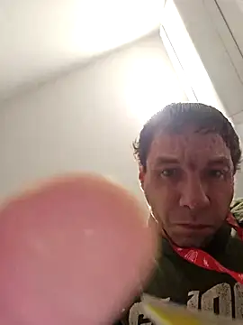 Iliketocooksquirt25 online show from October 23, 2025, 2:10 am