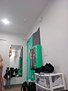 Iliketocooksquirt25 online show from November 24, 2025, 11:05 pm