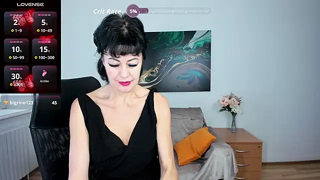 Silvia Wallec online show from October 19, 2025, 5:43 am