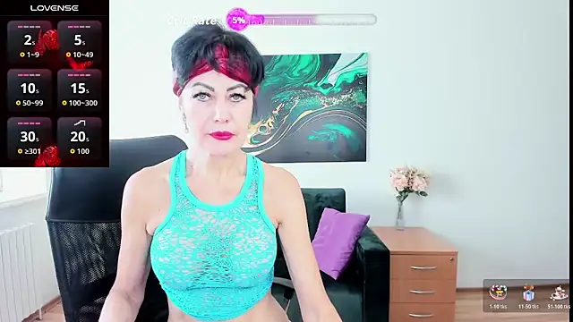 Silvia Wallec online show from November 6, 2025, 6:39 am