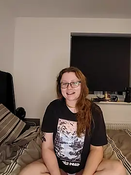 Kiarassecrets online show from March 23, 2026, 9:03 pm