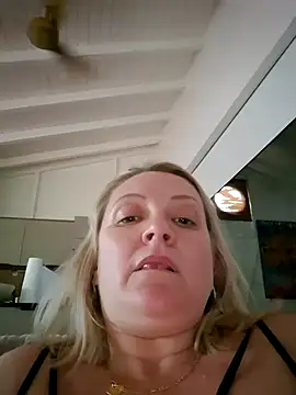 lady charlyne online show from January 18, 2025, 9:34 pm