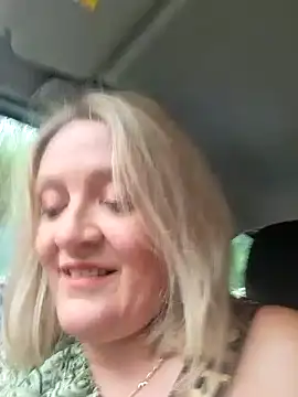 lady charlyne online show from January 18, 2025, 6:32 pm