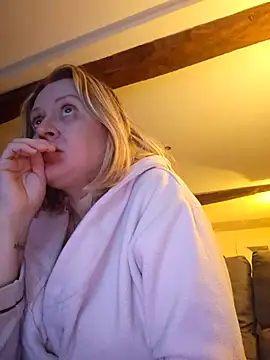 lady charlyne online show from January 7, 2025, 6:45 pm