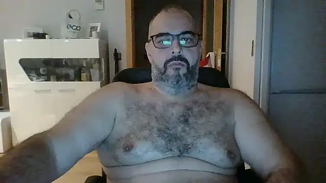 templar2303 online show from November 8, 2025, 8:01 pm