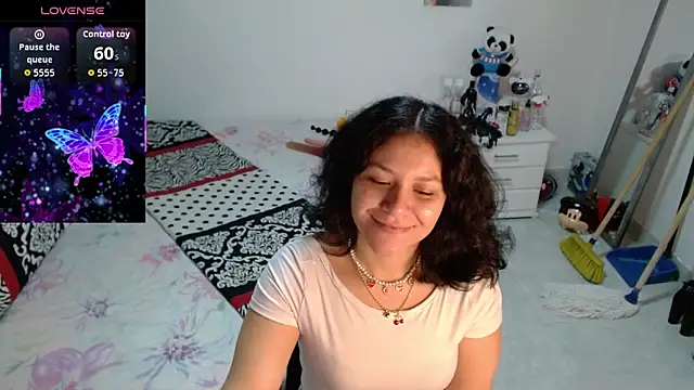 soniafuckboobs online show from February 12, 2026, 12:27 pm