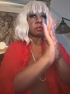 BreanaDivine online show from March 29, 2026, 4:03 am