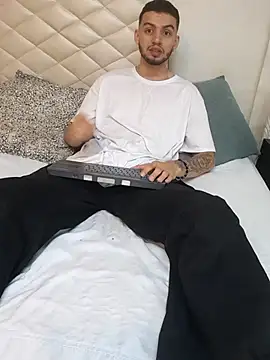 Michael magno online show from February 20, 2026, 10:55 pm