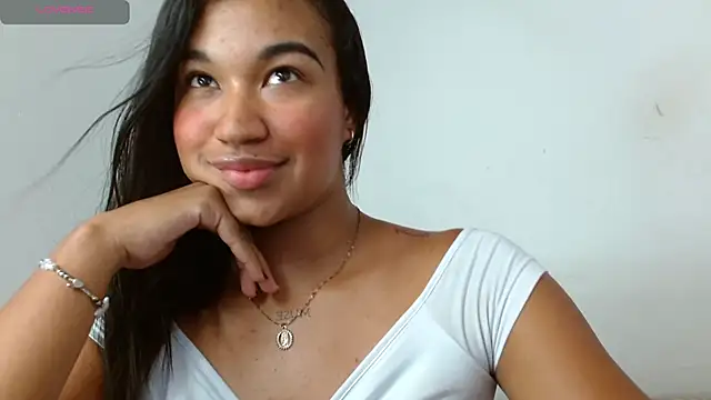 Alexa priincess online show from April 10, 2026, 7:32 pm