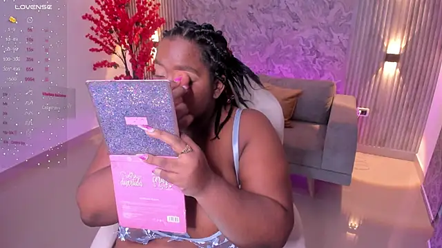 Snapshot of Rebeka_spencer chatting on March 11, 2025, 11:01 am Rebeka spencer online show from March 11, 2025, 11:01 am