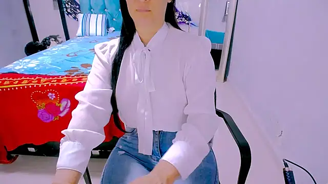 BitterMomXxx online show from March 30, 2026, 2:07 pm