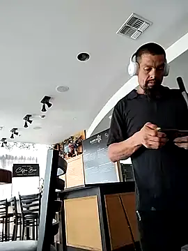 playtyme420691 online show from March 8, 2025, 4:39 pm