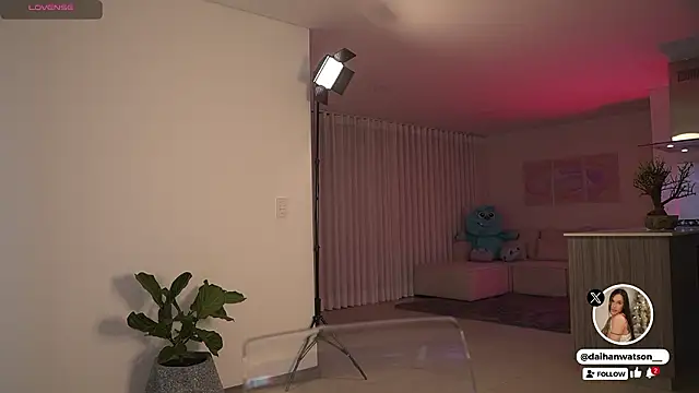 Daihanwatson  online show from February 21, 2026, 3:19 am