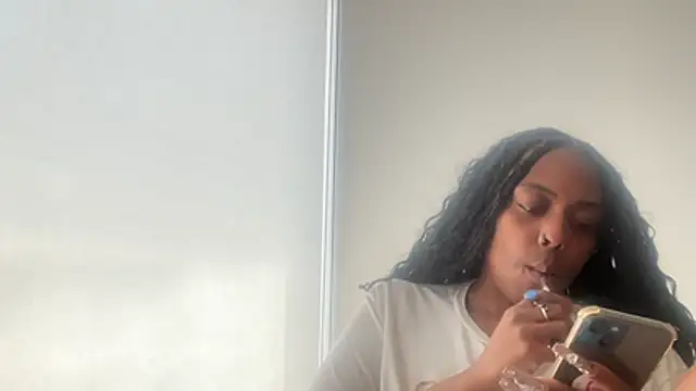 ChocolateCakeQueen online show from March 16, 2026, 4:32 pm