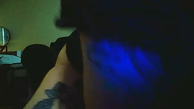 EXOTICLEXXXI online show from April 4, 2026, 7:53 pm