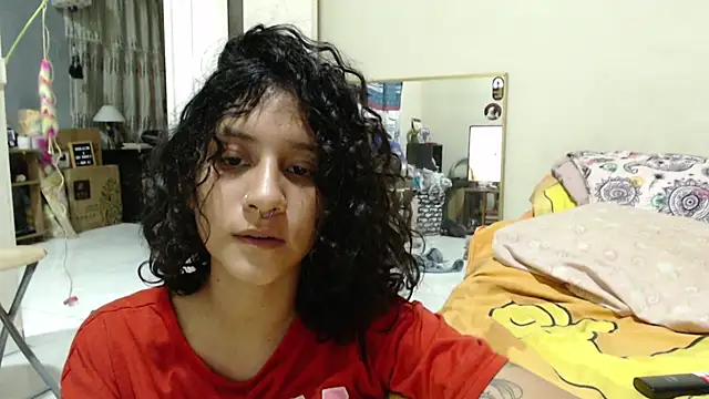 AlinaWoolf  online show from July 30, 2026, 4:55 am