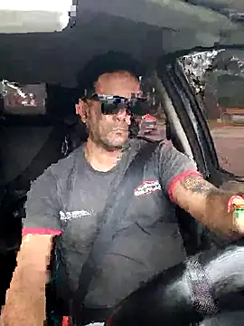 Snapshot of hecwil8 chatting on October 6, 2025, 5:13 pm hecwil8 online show from October 6, 2025, 5:13 pm