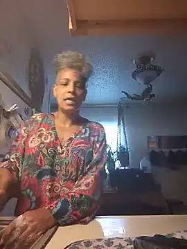 CeceilaMoon online show from May 22, 2026, 1:42 pm