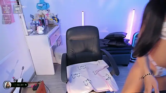 Michelle se online show from December 2, 2025, 9:05 pm