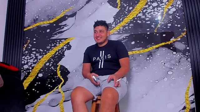 sweethot    online show from October 6, 2025, 2:29 pm