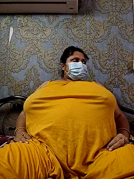 kunjan789 online show from December 4, 2025, 6:07 pm