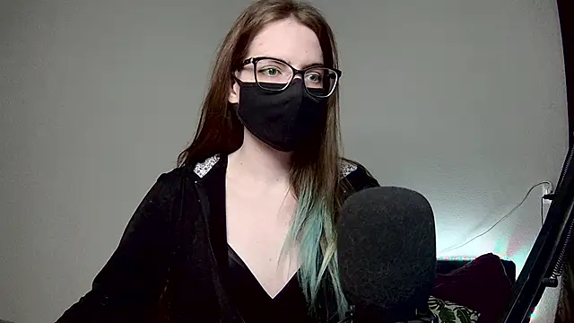 Snapshot of amber_candyfloss chatting on October 6, 2025, 10:54 pm amber candyfloss online show from October 6, 2025, 10:54 pm