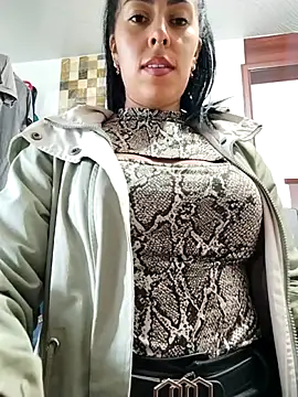 Emily Wane online show from November 2, 2025, 6:35 pm