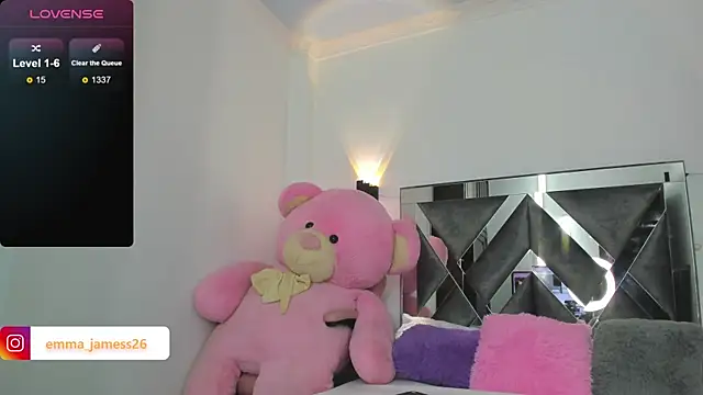 Emma jamess online show from February 28, 2025, 5:48 am