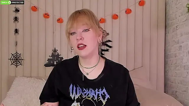 RachelCart online show from October 14, 2025, 3:07 am