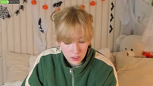 RachelCart online show from October 24, 2025, 3:05 am