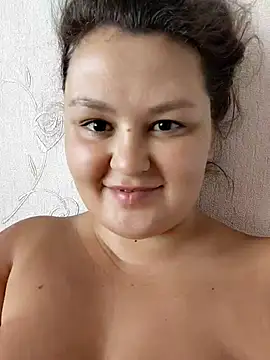 BlackCurly online show from July 18, 2026, 2:58 pm