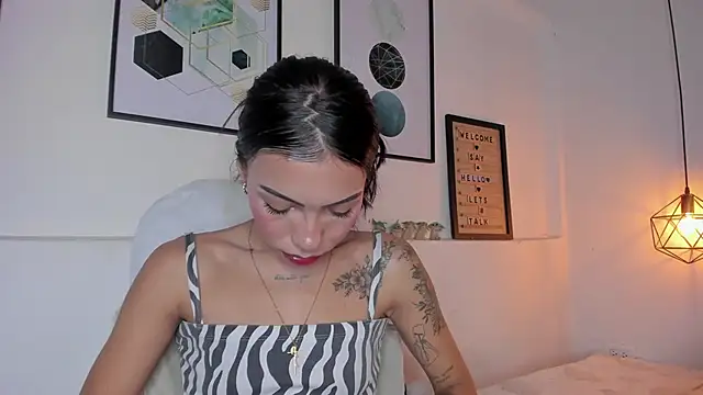 amysc online show from November 21, 2025, 1:43 pm