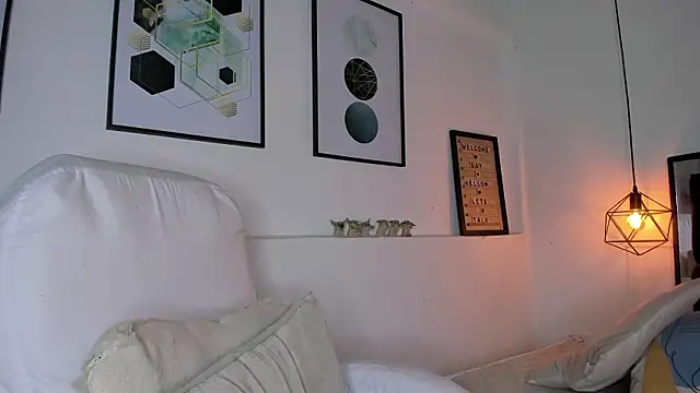 amysc online show from February 18, 2026, 11:39 am