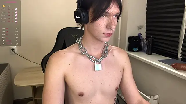 carthylovvve online show from October 29, 2025, 3:33 pm